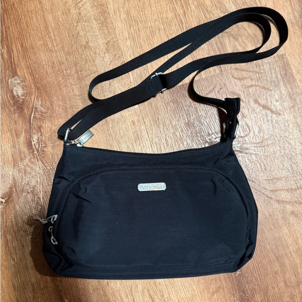 Baggallini Black Crossbody Bag
